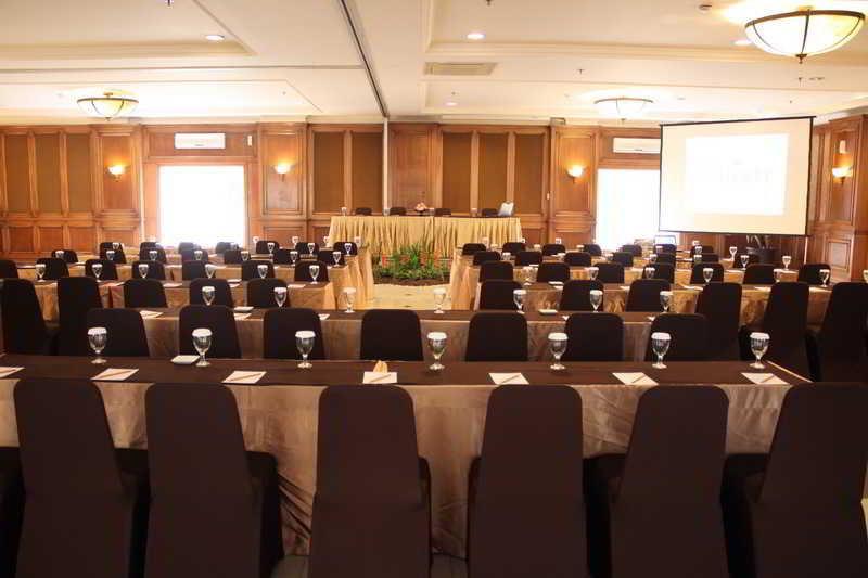 The Majesty Hotel Bandung Exterior foto